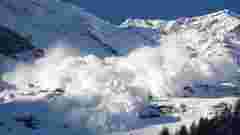 Рятувальники попередили про небезпеку сходження лавин у Карпатах