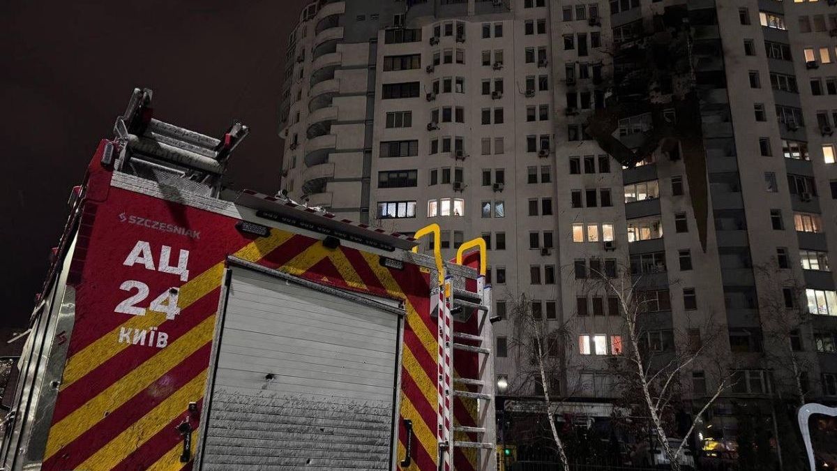 Росіяни масовано атакували Київ, є загиблі та понад 20 поранених