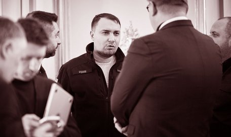 Генерал у тіні президента