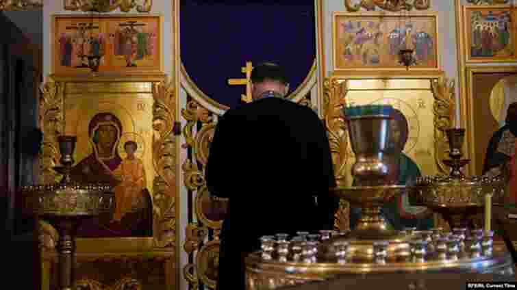 На окупованій Луганщині дітей примусово залучили до молебнів біля лінії фронту