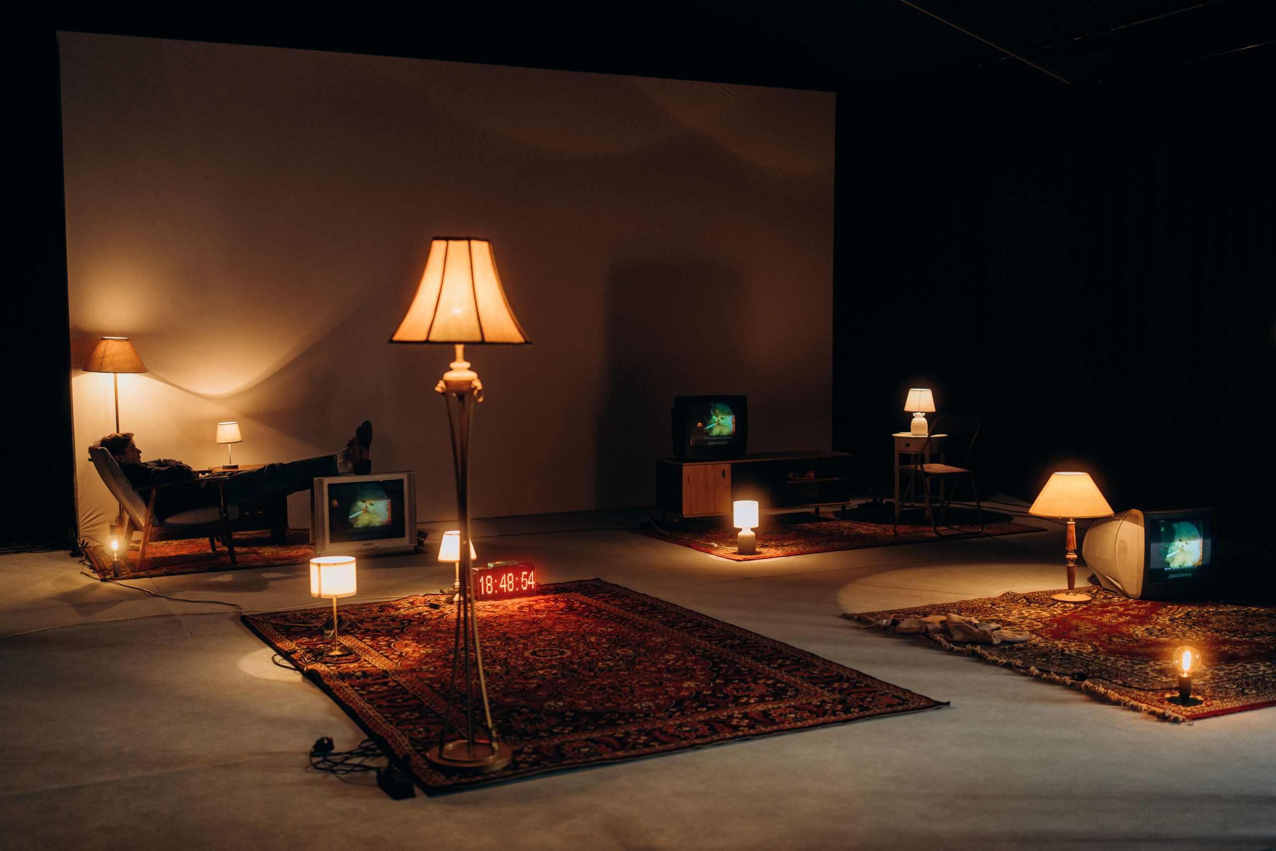 Вистава «Візьми зараз із собою» (фото Jam Factory Art Center)