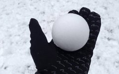 На Львівщині судили матір хлопця, який штовхнув школярку та кинув у неї сніжку