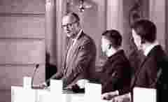 Чому гасла програли валізі