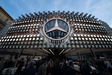 Продажі Mercedes впали до рекордних мінімумів на тлі успіху BMW
