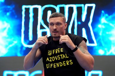 Абсолютний чемпіон, який довго не міг визначитися, чий Крим