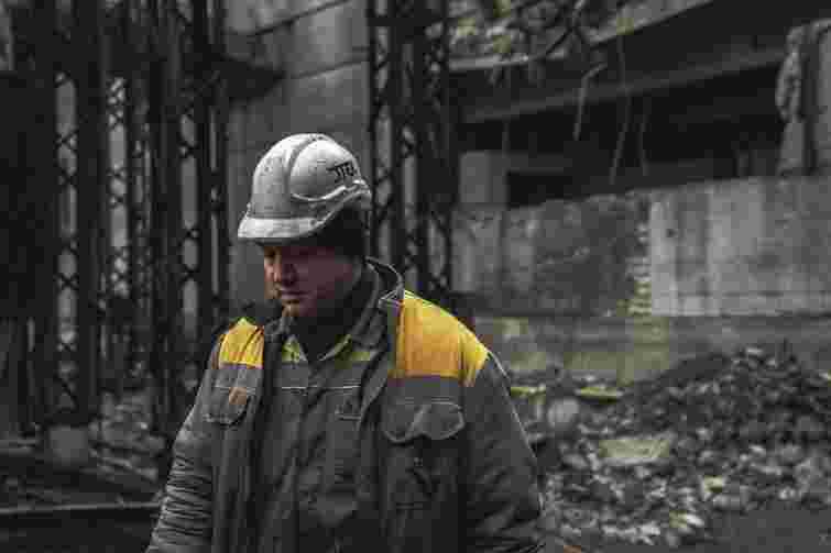 Прем'єр-міністерка анонсувала доплати енергетикам, які працюють у ремонтних бригадах