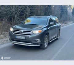Затриманим на хабарі у вигляді Toyota Highlander виявився керівник Вараського районного ТЦК