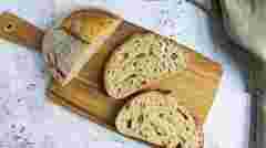 Буде свіжий до трьох місяців: як правильно заморожувати хліб