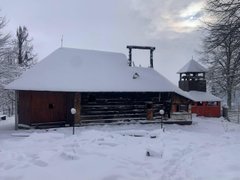 Фахівці ОВА виявили суттєву перебудову церкви XVII ст. на Закарпатті лише після пожежі