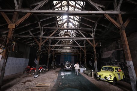 Через ризик обвалу міська рада відремонтує ангар старого депо на Вітовського