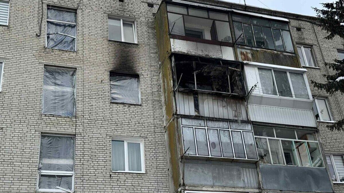 Вибух газової плити на вул. Сірка пошкодив три квартири і сходову клітку