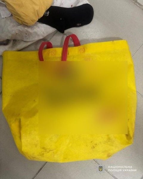 Немовля знайшли в жовтому пакеті