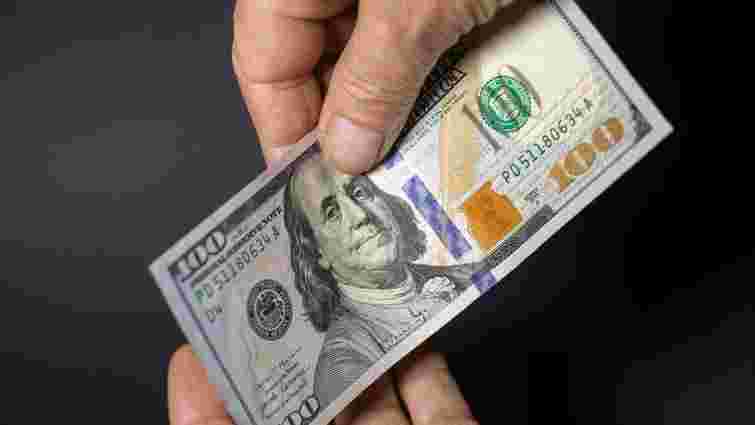 Зупиняємо паніку: коли нарешті зупиниться зростання курсів долара і євро