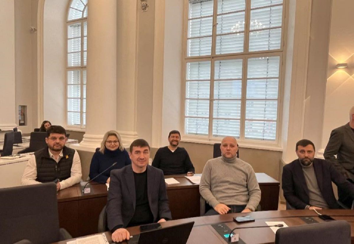 Депутати відхилили скандальну пропозицію «Варти» про заборону міським чиновникам вести соцмережі