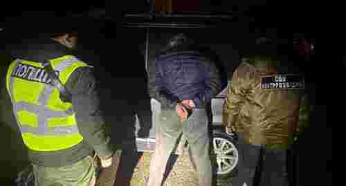 Священник УПЦ МП втік за кордон після оголошення підозри у переправленні ухилянтів