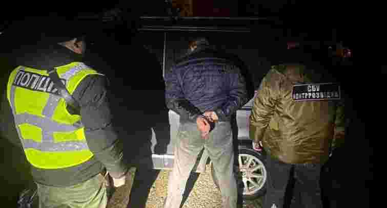 Священник УПЦ МП втік за кордон після оголошення підозри у переправленні ухилянтів