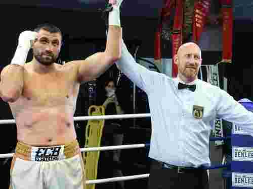 Український важковаговик нокаутував суперника за 29 секунд і здобув титул WBO 