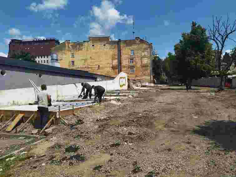 Суд визнав незаконним дозвіл на демонтаж МАФів на місці ринку «Добробут»