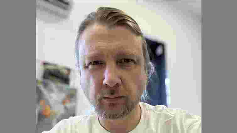 Володимира Петрова звільнили з меморіального кладовища після скандалу з бронюванням