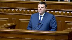 Будівництво вітряків у Карпатах лобіюють нардепи з Хмельниччини