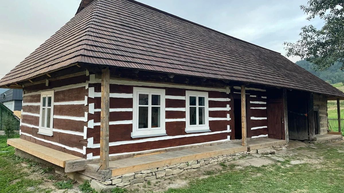Етносадиба на Львівщині запрошує до себе жителів міст, де немає опалення