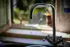 Через аварію на водогоні у Львові без води залишилася частина мешканців Сихова