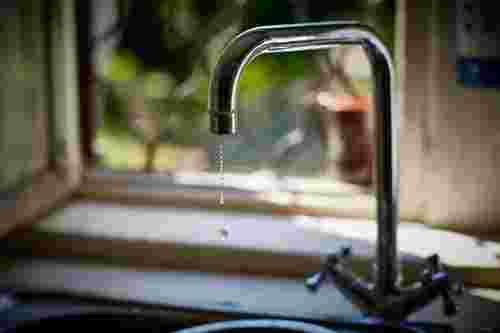 Через аварію на водогоні у Львові без води залишилася частина мешканців Сихова