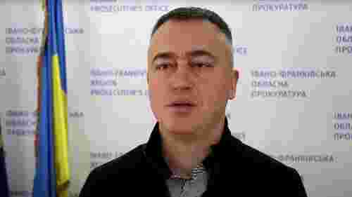 Франківський прокурор отримав у подарунок маєток із землею та сонячною електростанцією