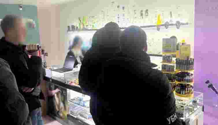 У центрі Львова викрили магазин з продажу наркотиків під виглядом желейок