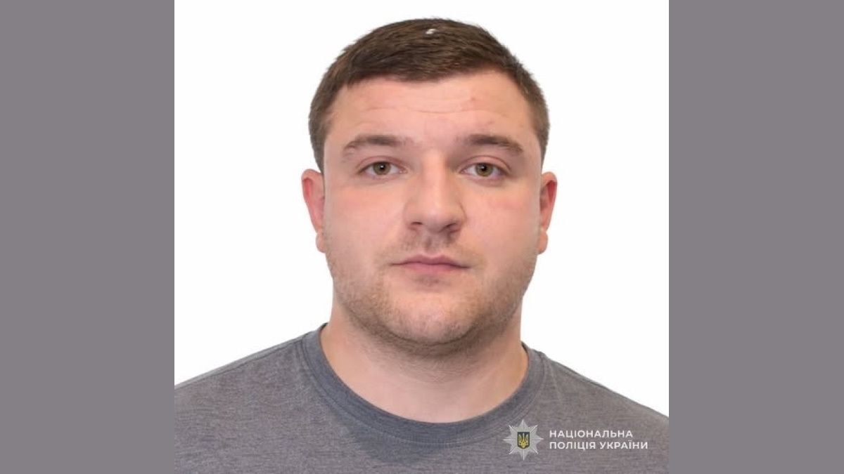 Львівська поліція оголосила в розшук підозрюваного у розстрілі буса ТЦК