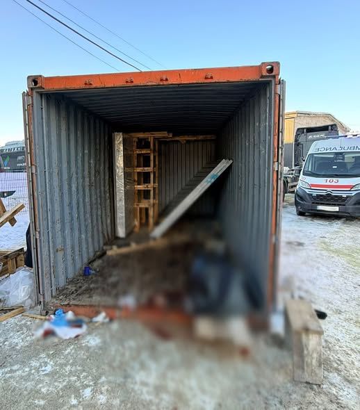 Працівник загинув під час розвантаження гранітних плит