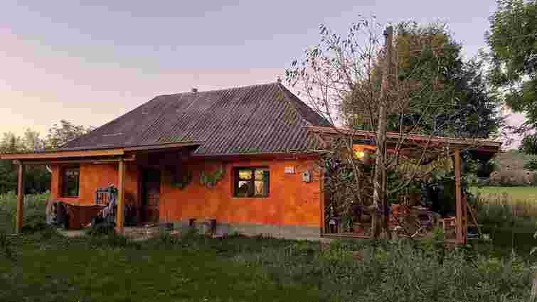 Айтівиця перетворила хату-мазанку без ванни на будинок мрії: як він виглядає тепер