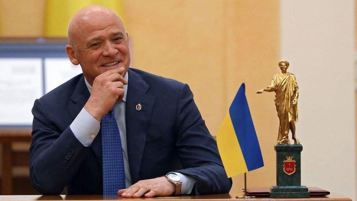 Суд скасував домашній арешт для ексмера Одеси Геннадія Труханова