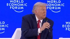 Дональд Трамп у Давосі назвав себе диктатором