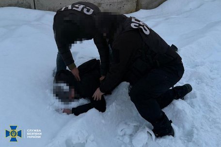 СБУ затримала агентів ГРУ, які розвідували наслідки удару «Орєшніком» по Львову