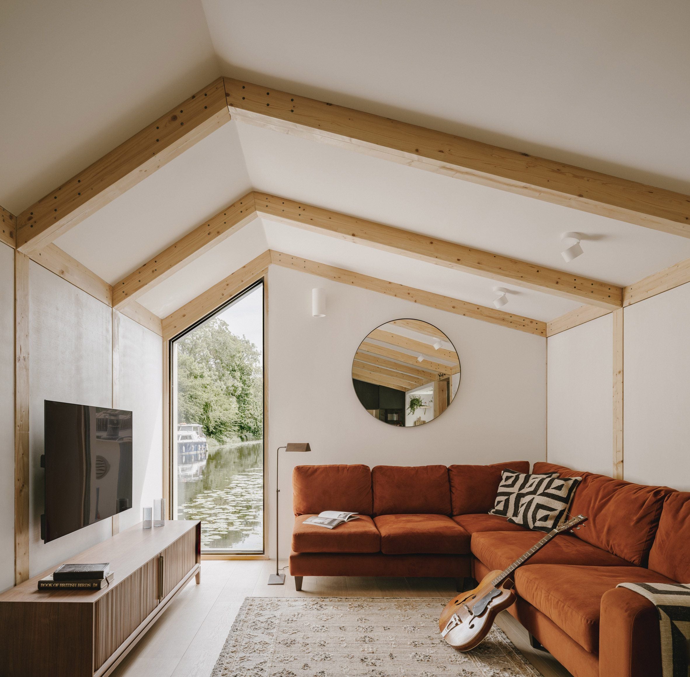 Фото James Retief