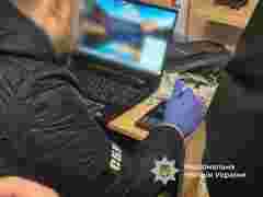 Кіберзлочинці з Прикарпаття крали гроші з карток українців