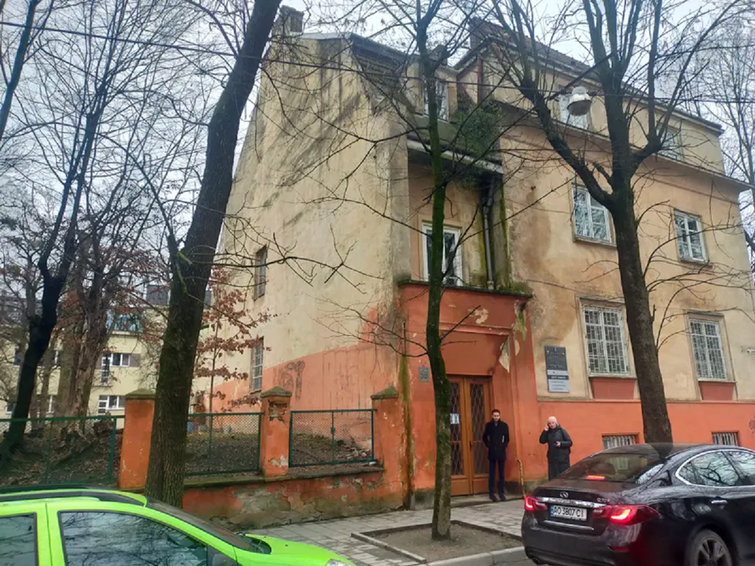 Міська рада Львова програла апеляцію за будівлю колишньої онкополіклініки