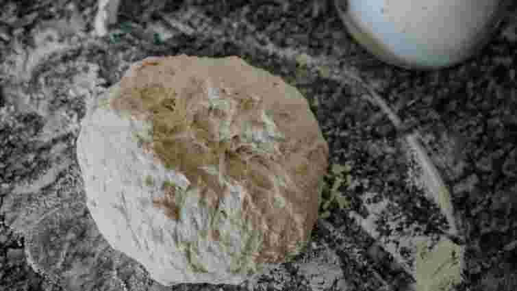 Не відмовляйтеся від улюбленої випічки: чим замінити дріжджі, якщо їх нема під рукою