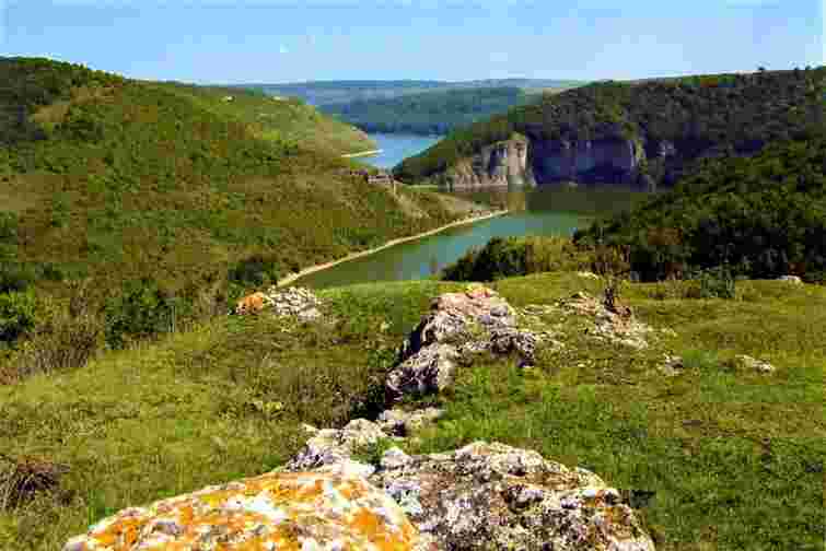 35-кілометровий маршрут з'єднає два парки на Тернопільщині та Хмельниччині