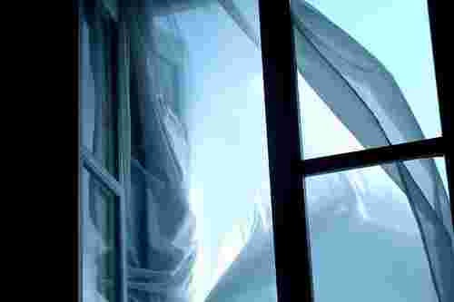 У Франківську пенсіонерка випала з дев’ятого поверху і загинула