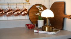 Кухня стане затишнішою: який несподіваний аксесуар радять додати дизайнери