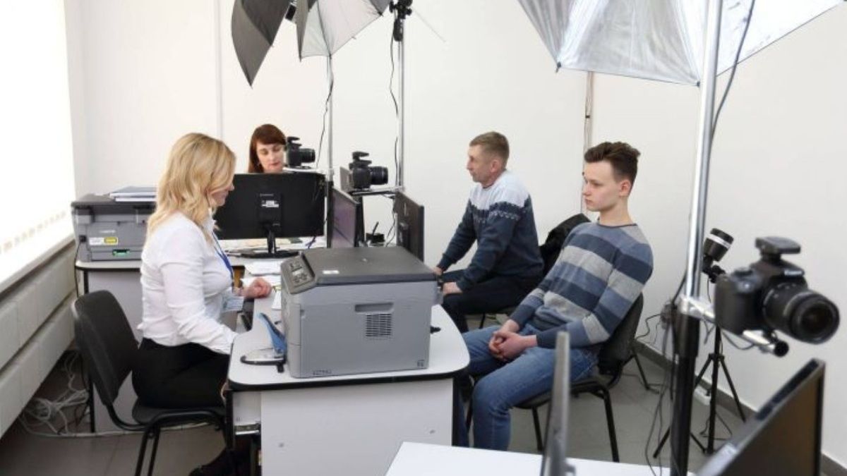 Нові ціни й терміни дії: ID-картки тепер оформлюють по-новому