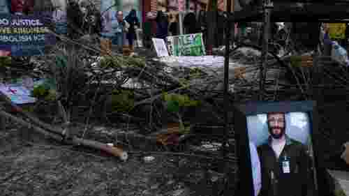 У США під час операції з міграційного контролю федеральні агенти застрелили медпрацівника