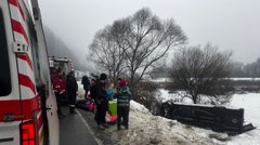 На Закарпатті в ДТП потрапив мікроавтобус з дітьми, які їхали на відпочинок до Карпат