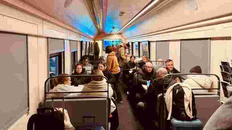 «Укрзалізниця» відкрила «Пункт незламності» у польському Холмі