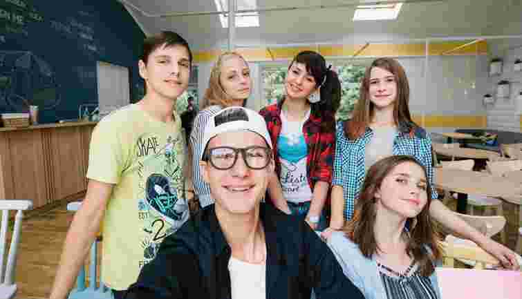 Що означає вірусний серед дітей мем «6 7» та чи варто хвилюватись батькам