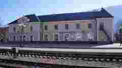 Начальниця залізничного вокзалу в Яремчі привласнила понад 500 тис. грн за зберігання багажу