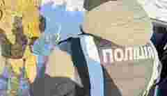 На Львівщині затримали військового під час передачі 2 тис. доларів командиру взводу 