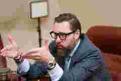 Офіс генпрокурора пояснив призначення скандального адвоката Киви потребою виконати закон